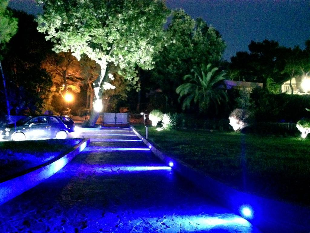 B&B Dodici Lune Marina dʼMarina dʼAndora Dış mekan fotoğraf