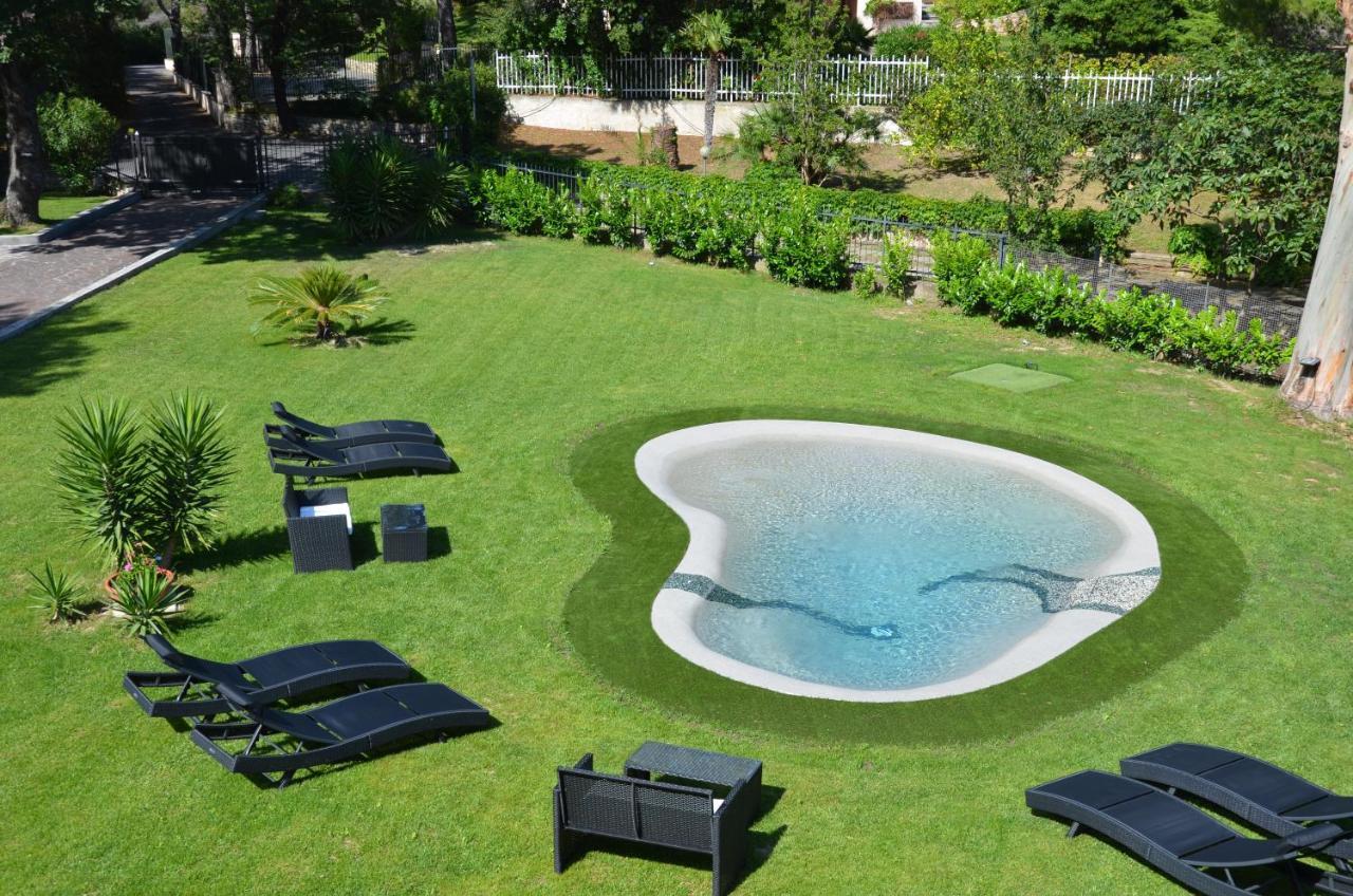 B&B Dodici Lune Marina dʼMarina dʼAndora Dış mekan fotoğraf